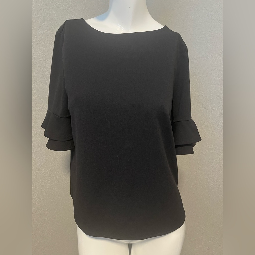 Ann Taylor Women’s Classic Black 3/4  Bell Sleeve Top Blouse Size M